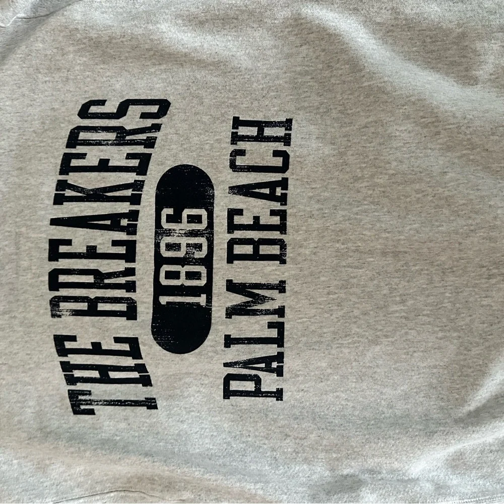 Champion Gray Crewneck Sweater with The Breakers Design - Picture 2 of 2
